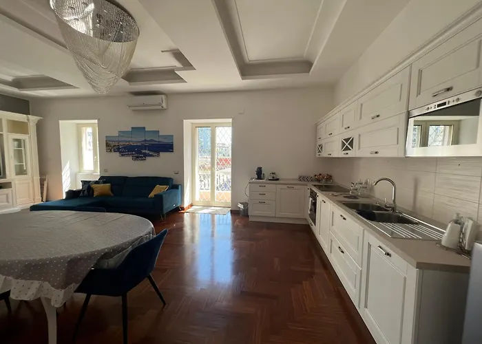 Holiday Home Mar Pacifico Napoli